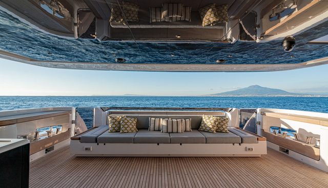 MARICAN FOREVER yacht charter 5