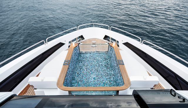 VITAMINA GRANDE yacht charter 2