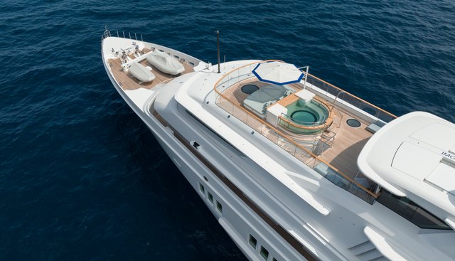 CORAL OCEAN yacht charter 3