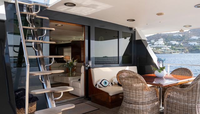 SHIVA yacht charter 5