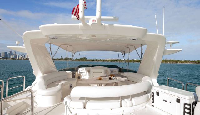 TRUCO II yacht charter 3