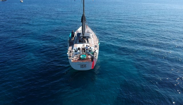 ISY71 yacht charter 5