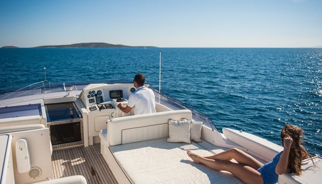 DILIAS yacht charter 3