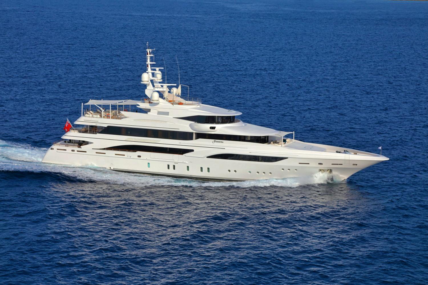 FORMOSA yacht charter 2
