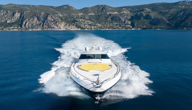 SLIP AWAY yacht charter 4