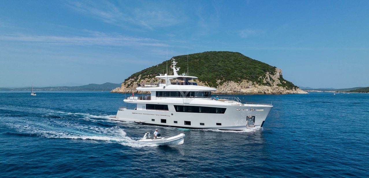 SABAI YACHT CHARTER yacht charter