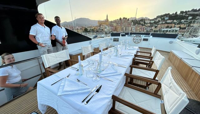 ZAFFIRO yacht charter 5
