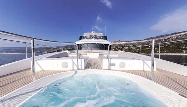 ORYX yacht charter 2