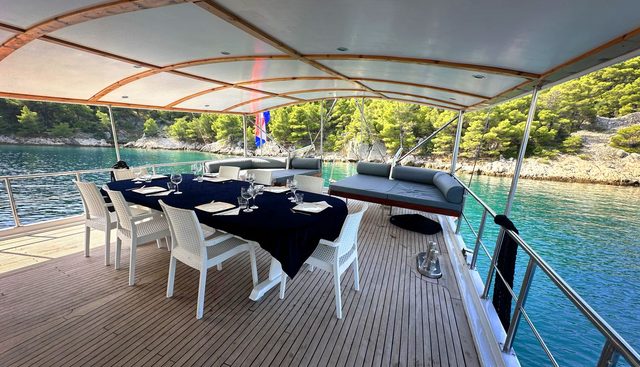 SIRENA yacht charter 4