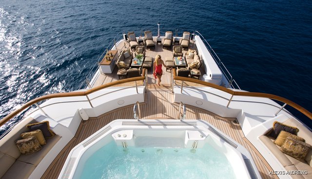 UTOPIA yacht charter 5