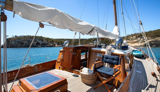 GAEL I yacht charter 3