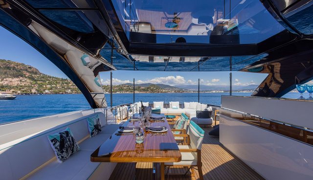 G yacht charter 4