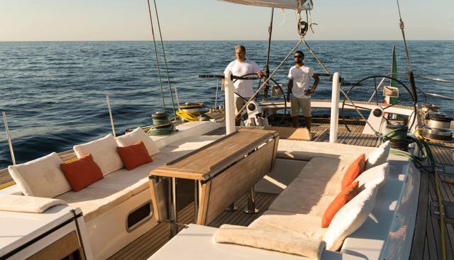 LOGICA yacht charter 3