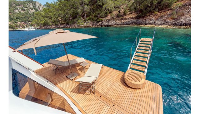 SIMAY M yacht charter 5