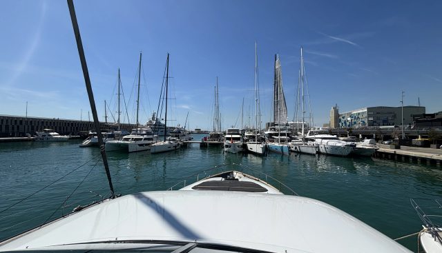 IODA II yacht charter 3