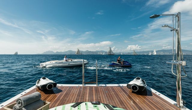 ANGKALIA yacht charter 5