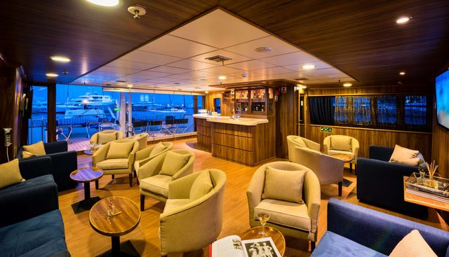 PAN ORAMA yacht charter 5