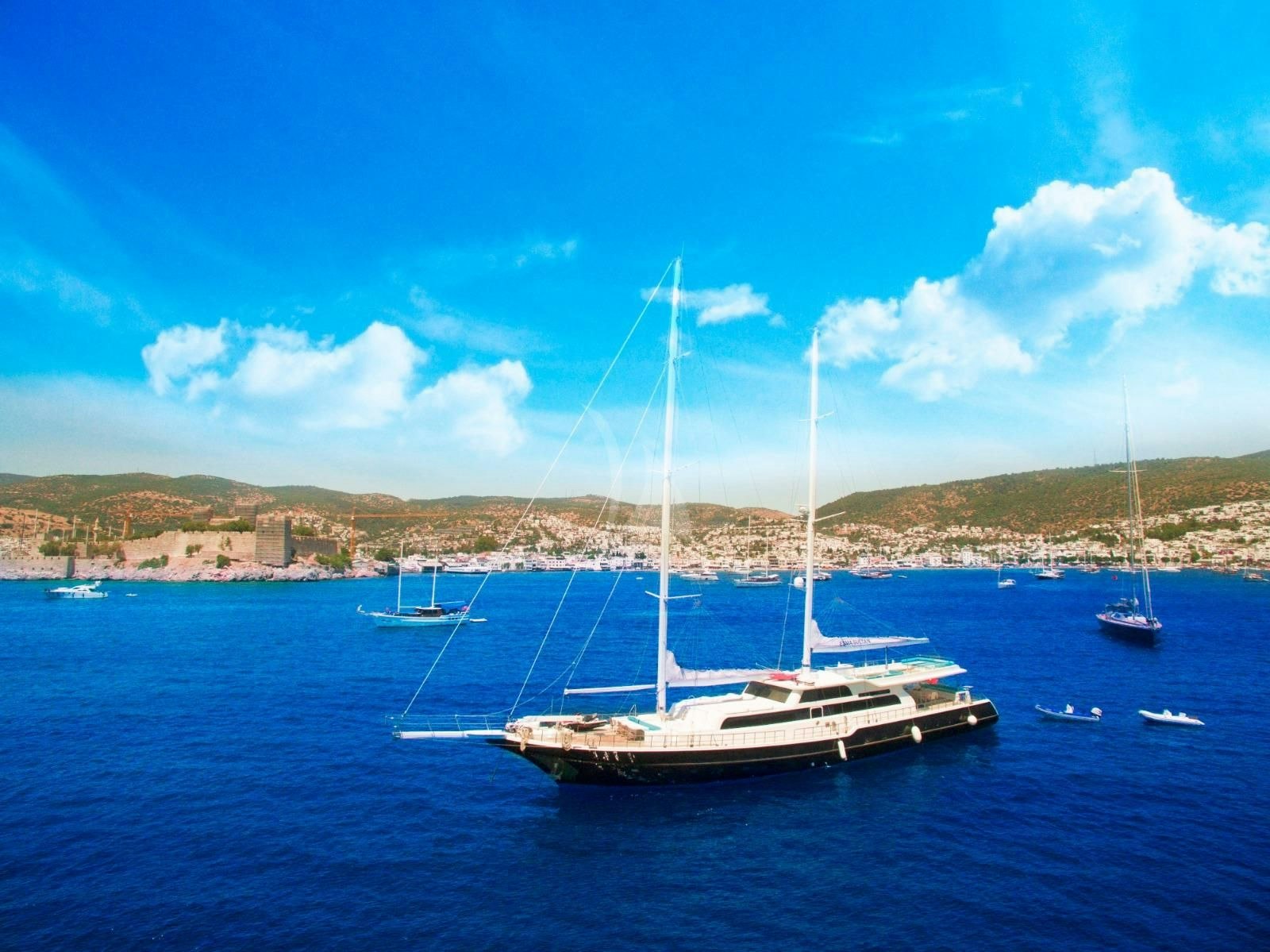 ESMA SULTAN yacht charter 3
