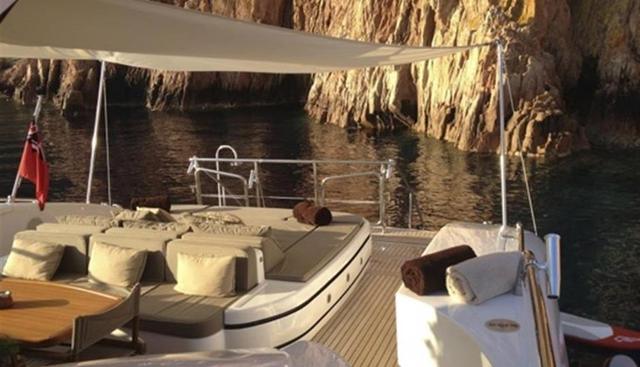 DELHIA yacht charter 4