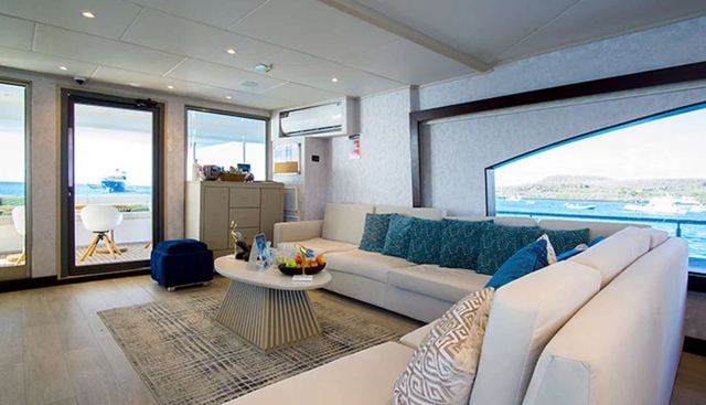 GRAND MAJESTIC yacht charter 5