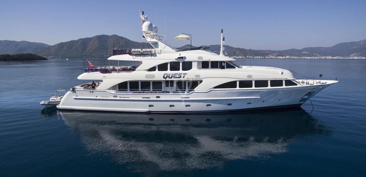 QUEST R YACHT CHARTER yacht charter