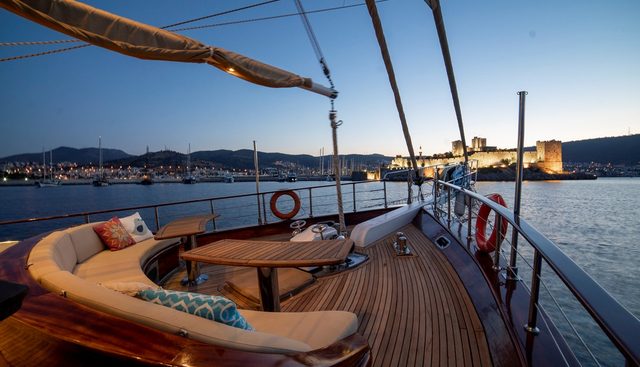 ARABELLA yacht charter 3
