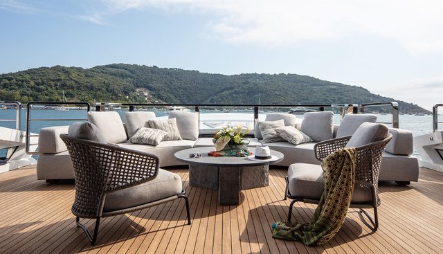 MANGUSTA GRANSPORT 45 yacht charter 5