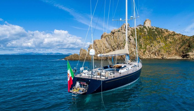 CLASS IV yacht charter 5