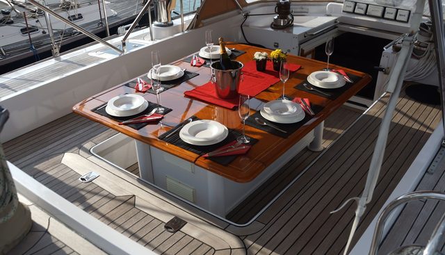 APHRODITE I yacht charter 4
