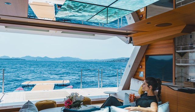 C yacht charter 5