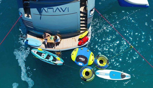 ANAVI yacht charter 5
