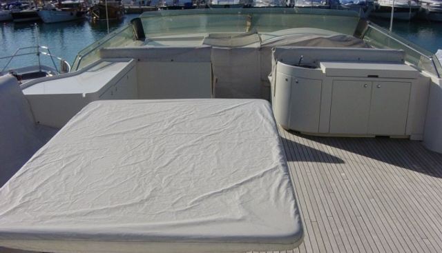 VALCO yacht charter 5