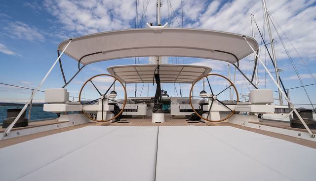 J SEVEN yacht charter 3