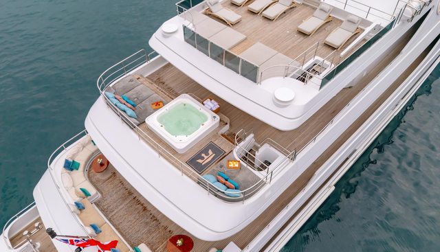 JOIA THE CROWN JEWEL yacht charter 5