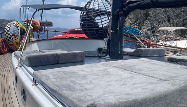 GOKDUDUM yacht charter 3