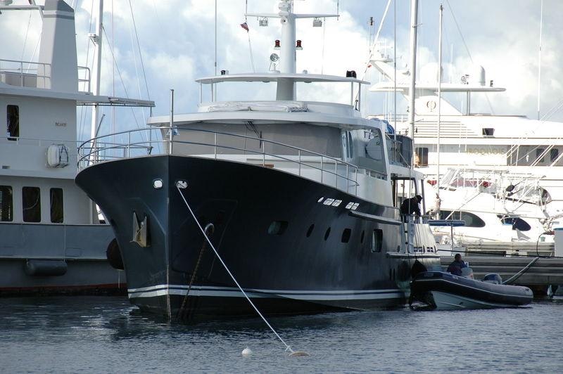 ABELY yacht charter 4