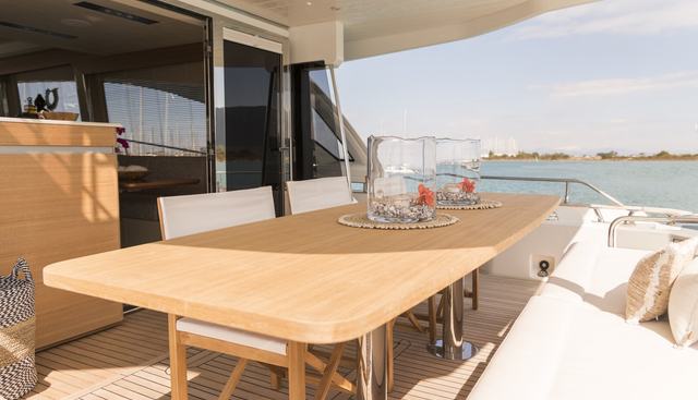 SIR HENDRIK yacht charter 4