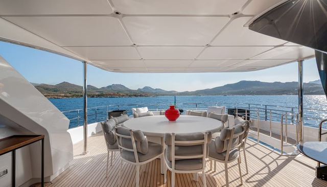 TWINS yacht charter 4