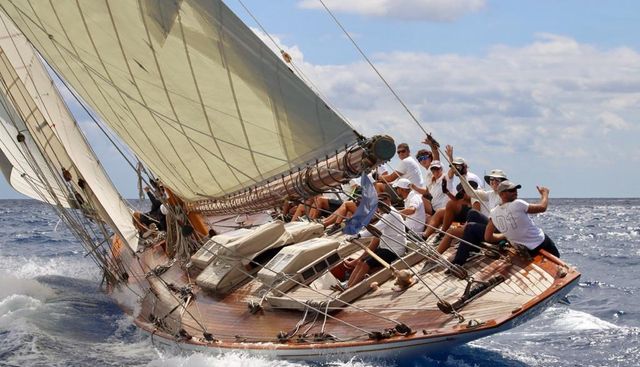 MARISKA yacht charter 2