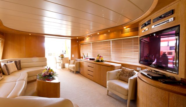 XCLUSIVE XVI yacht charter 3