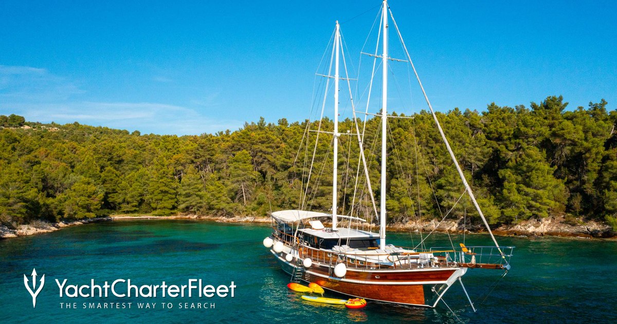 ALLUREE yacht charter 2