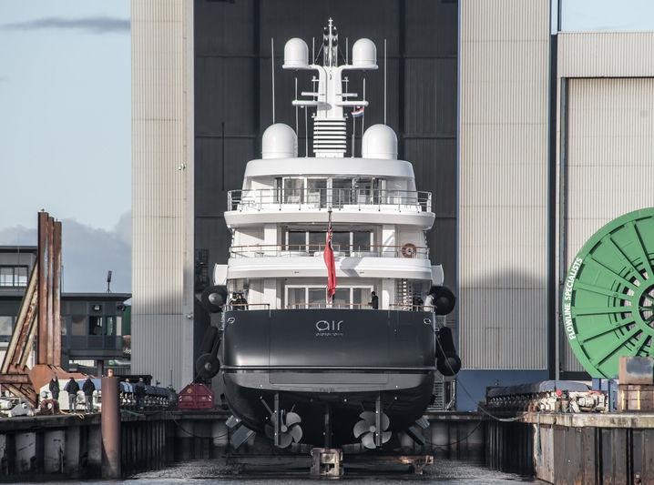AIR yacht charter 3