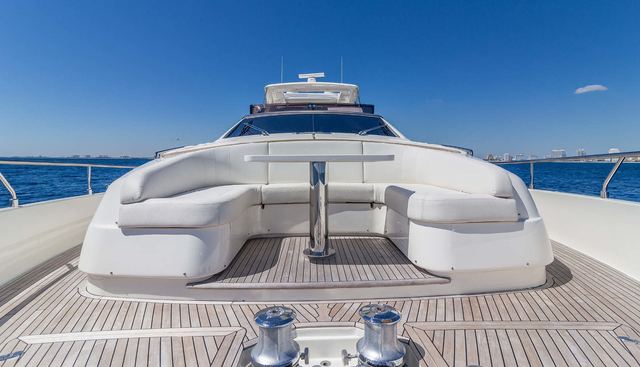 LEON yacht charter 3