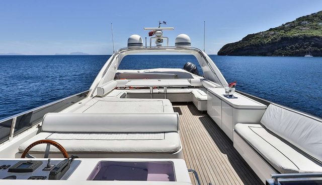 RESILIENCE yacht charter 3