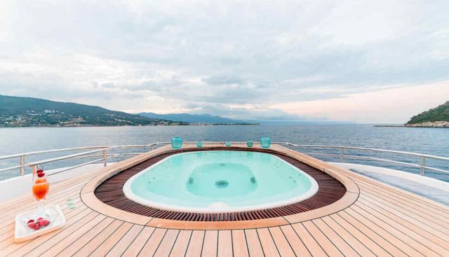 PEARL yacht charter 4