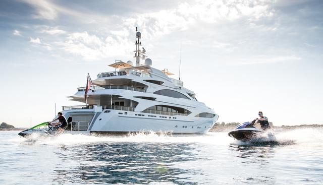 DIANE yacht charter 5