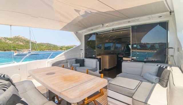 KAWAI yacht charter 4
