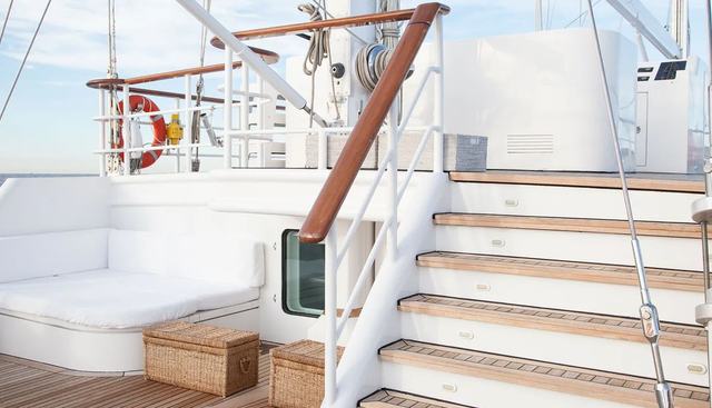 MATA MUA yacht charter 4