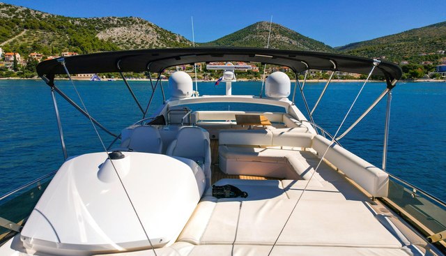 2 DRUNK yacht charter 2