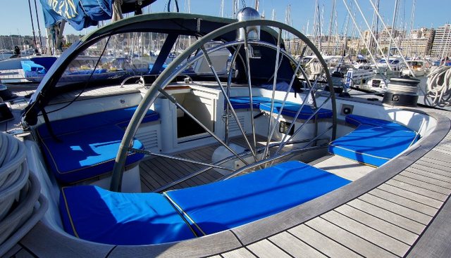 BAIURDO VI yacht charter 3